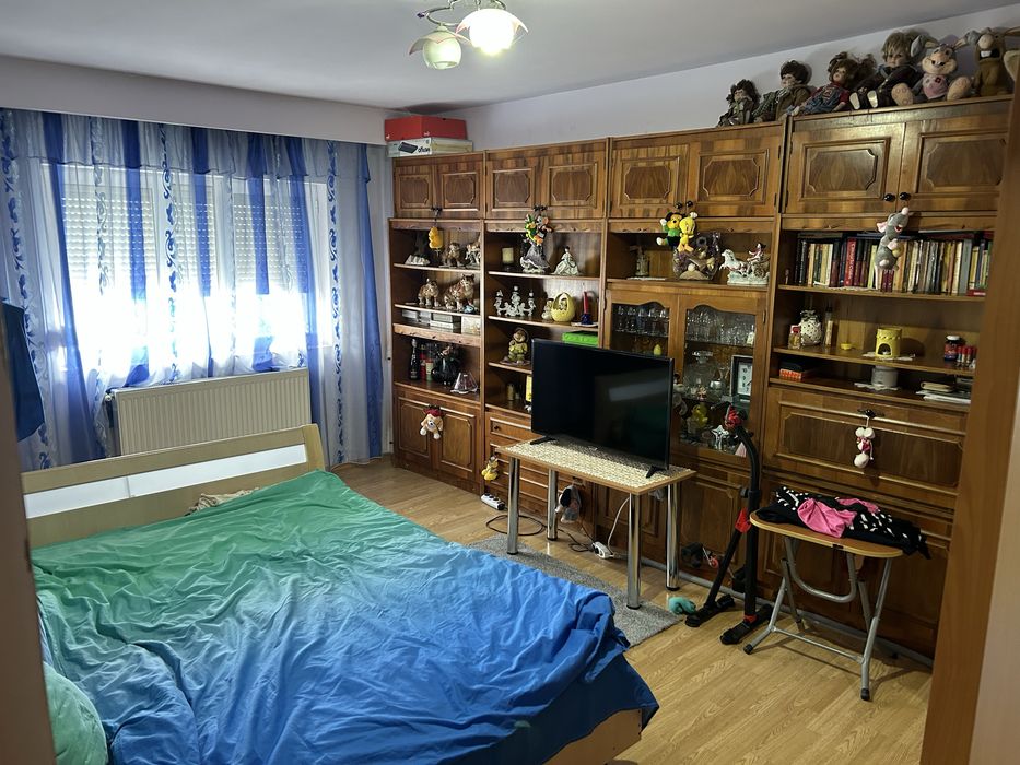 Vand apartament 2 camere
