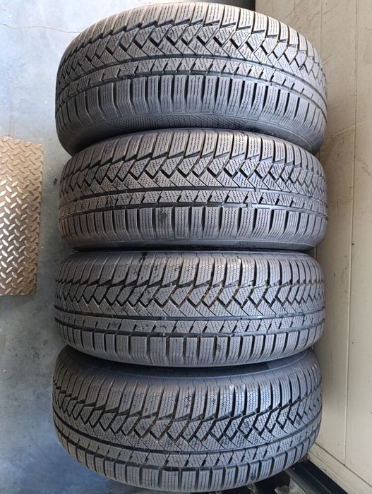 Anvelope de iarnă 215 65 16 Continental