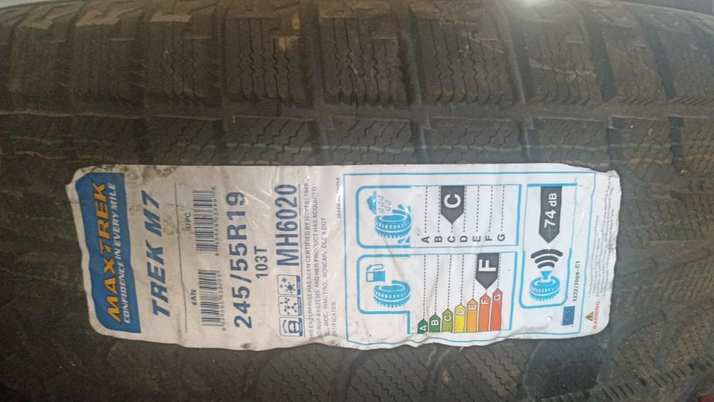 Продам все сезонку для запаски Обсолютно Новая есть 225/60/18 только 1