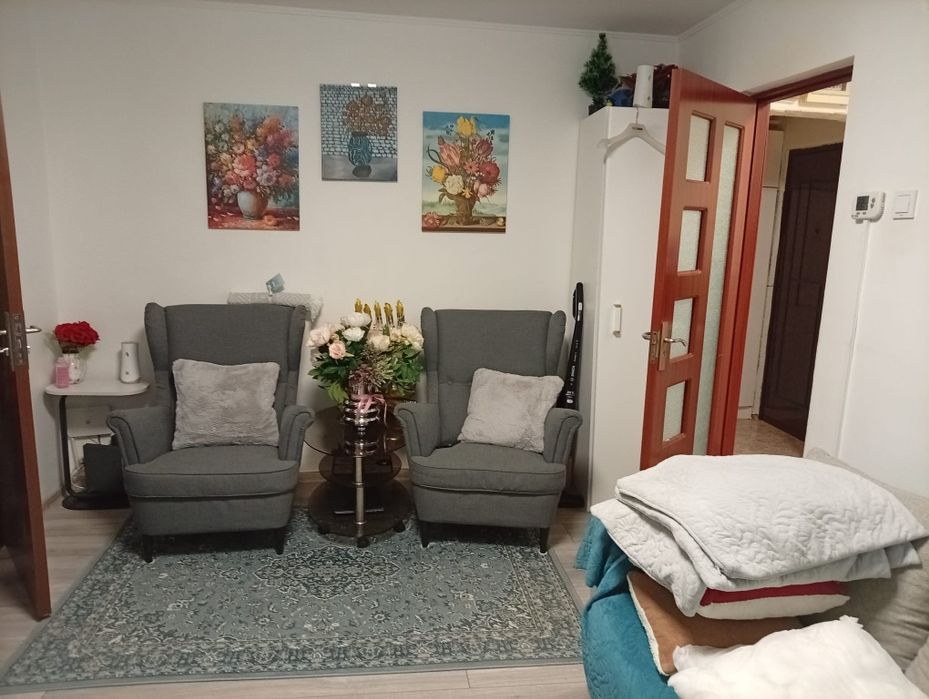 Vând apartament 3 camere direct propietar
