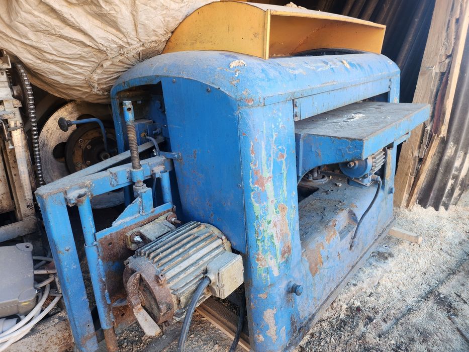 Vand banzic semiautomat