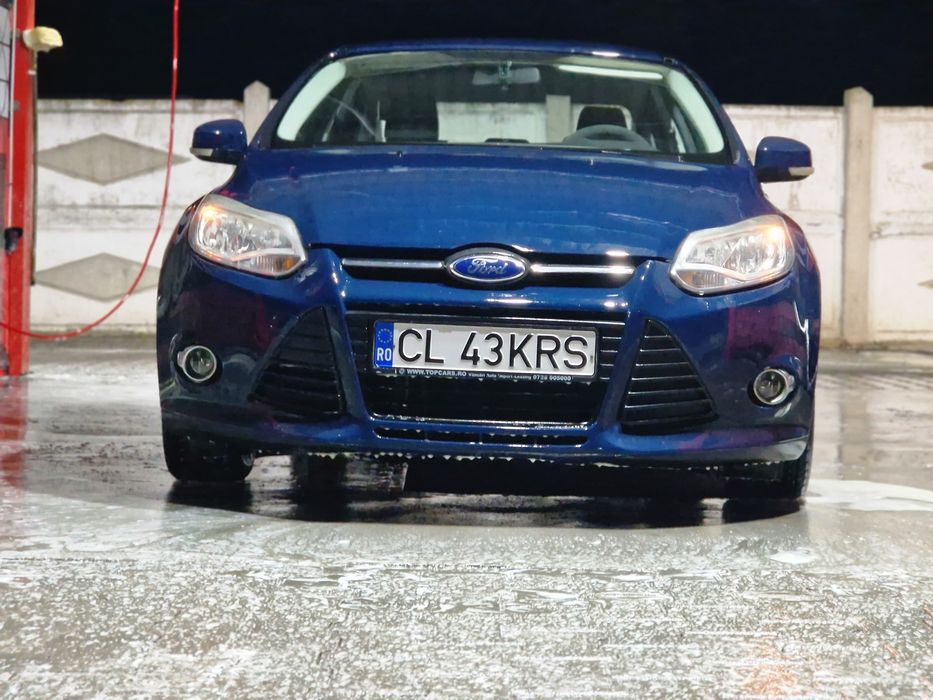 FORD Focus 2013 — imagine 5