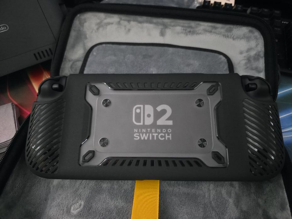 Nintendo switch 2в идеальном состоянии