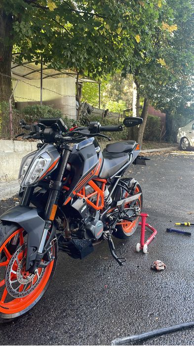 KTM duke 125 motor a1