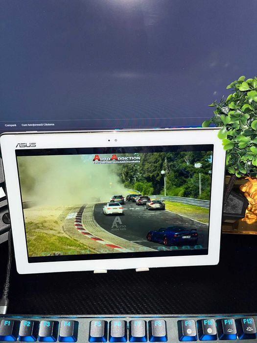 ASUS ZenPad 10 Z300C Tabletă cu ecran mare de 10.1