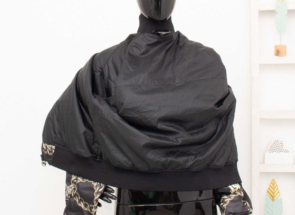 Nike Оригинално дамско яке Synthetic Fill Icon Clash черно/златисто М