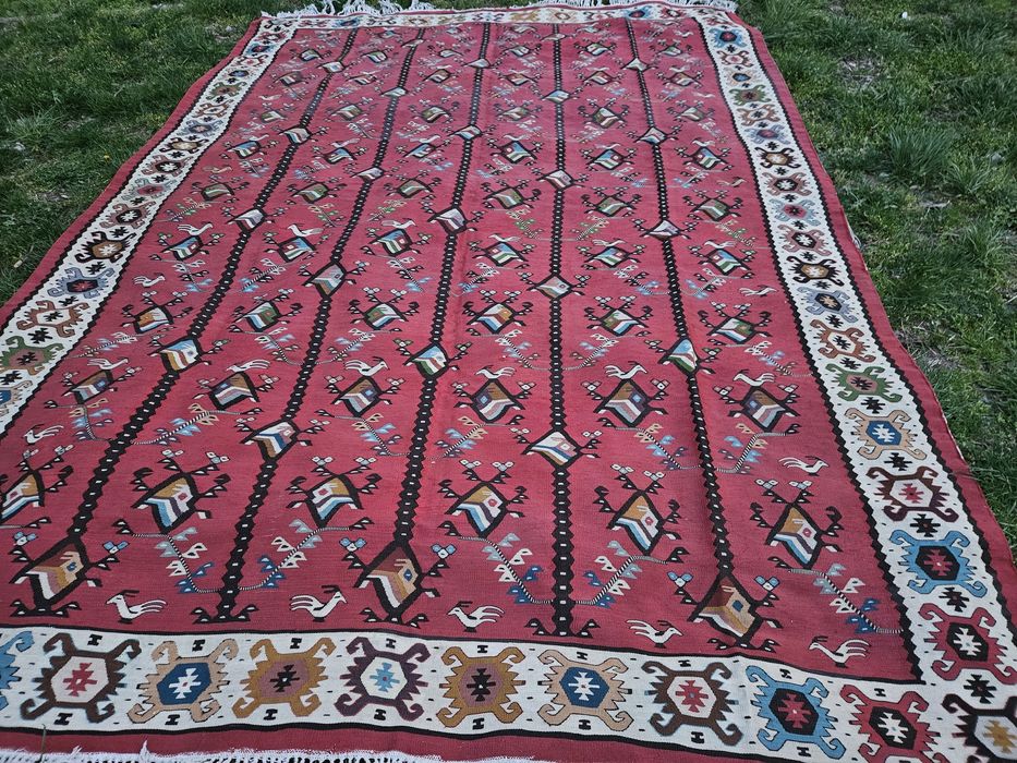 Чипроски килим..