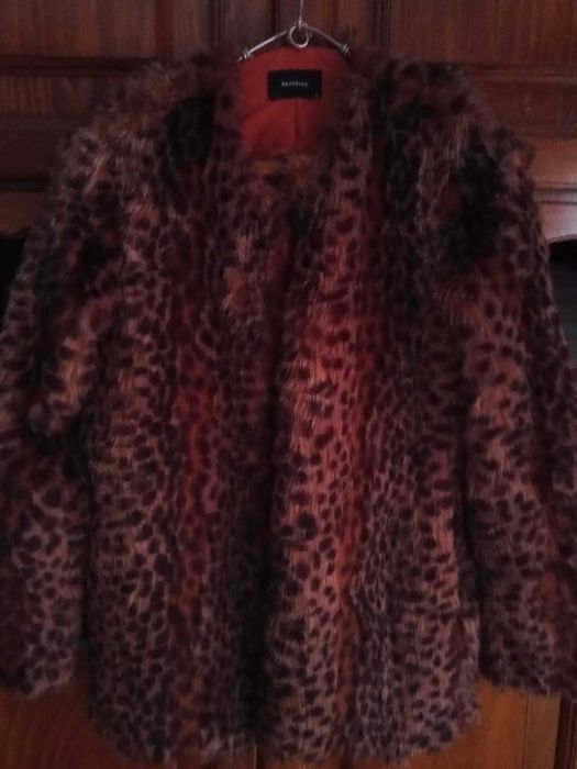 Haină de blană RESERVED