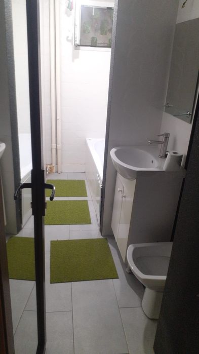 Apartament de închiriat