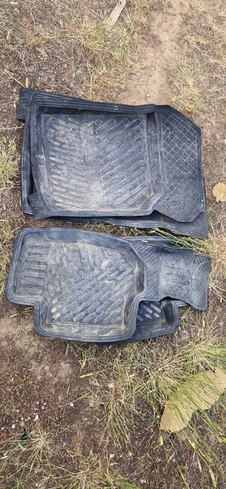 Запчасти на ваз 2111 б/у .