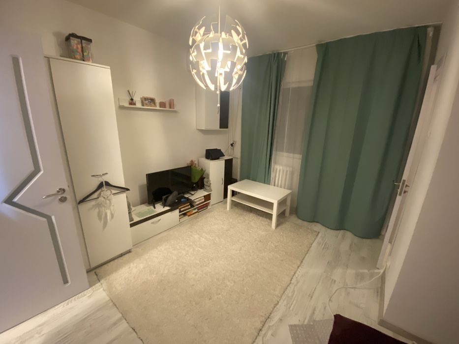 Inchiriez garsoniera zona Dristor/direct proprietar