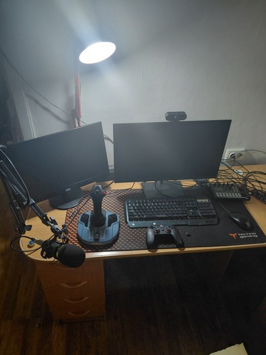 Монитор клава мышка сайтик для авиации