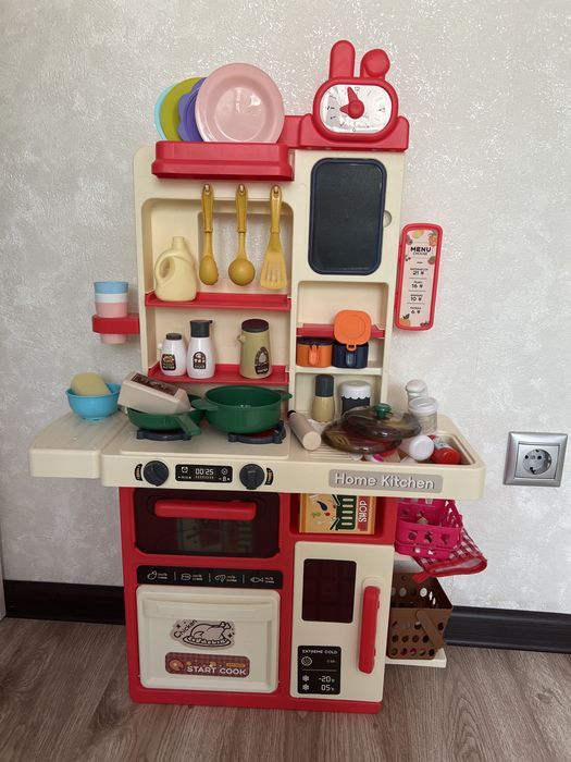 Игрушечная кухня