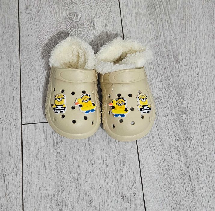 Papuci crocs imblaniti, marime 23