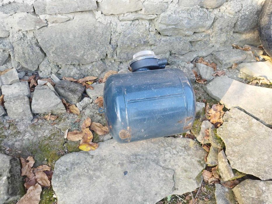 Продавам газова бутилка LPG със сонда и нивомер Tomasetto