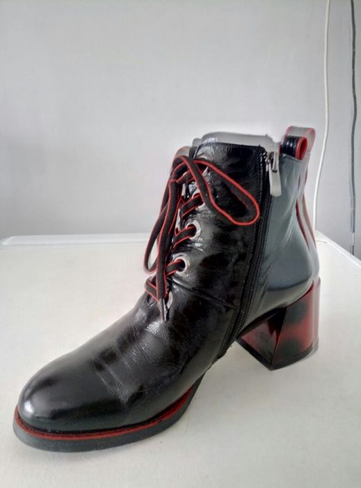 Полусапожки женские