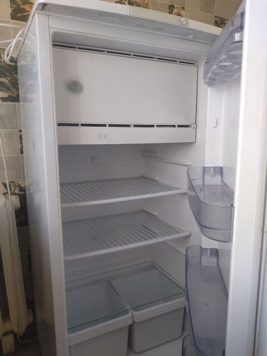Продам холодильник