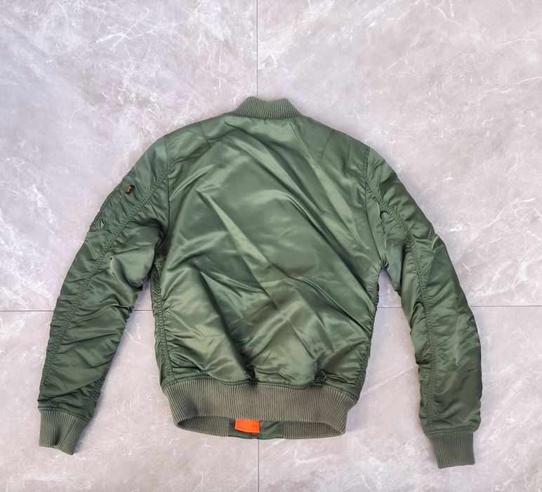 Alpha Industries яке размер XS