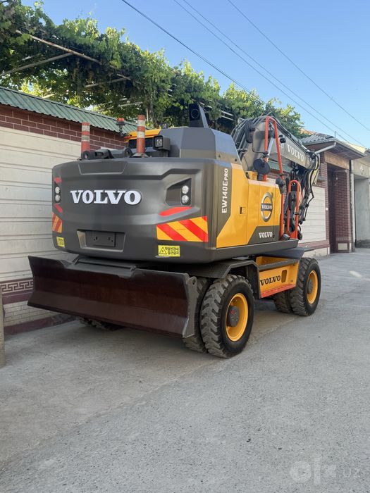 Ekskovator volvo 140