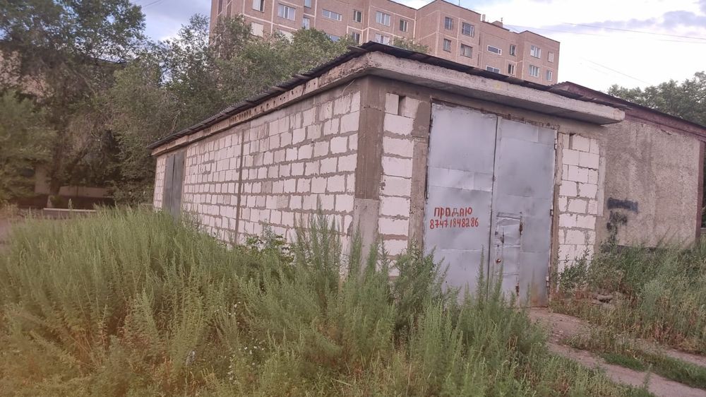 Гараж 3-местный..