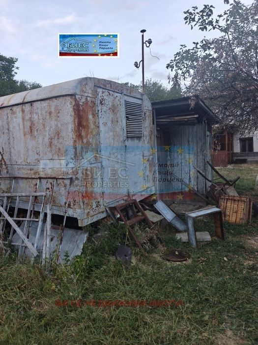 Къща в с. Вискяр 84 м² и двор 603 м²