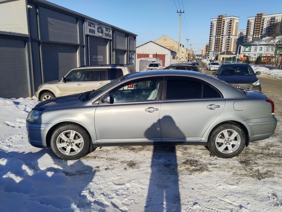 Тайота Авенсис .2007