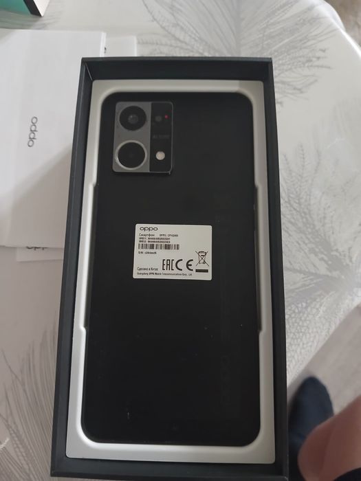 OPPO Reno7.