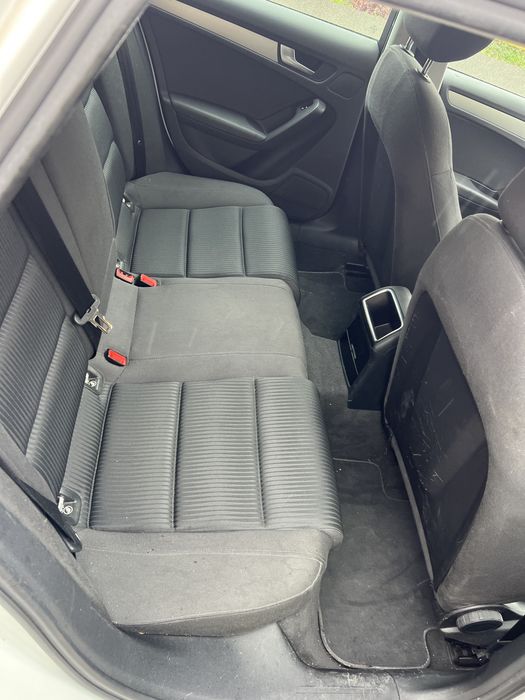 Audi A4 B8 2.0 TDI 140 cp cutie Automata, Euro 5