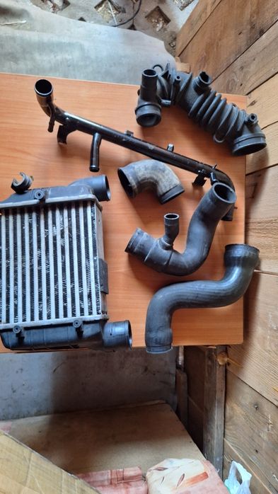 Силиконови колена, фитинги, муги