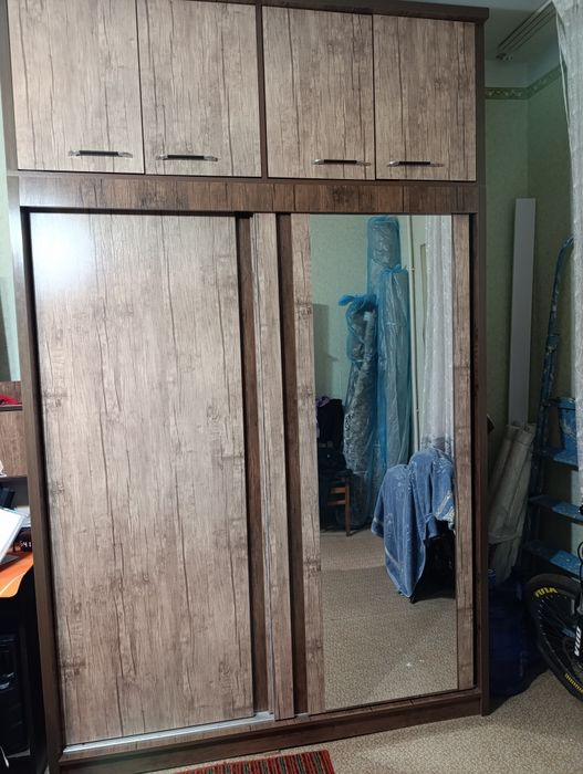 Шкаф купе б/у  почти