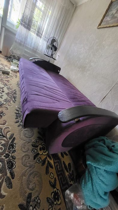 Продам диван в отличном состоянии