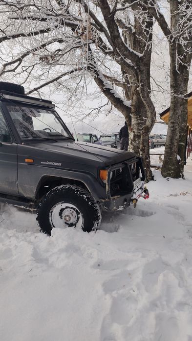 Vând sau schimb toyota lj70