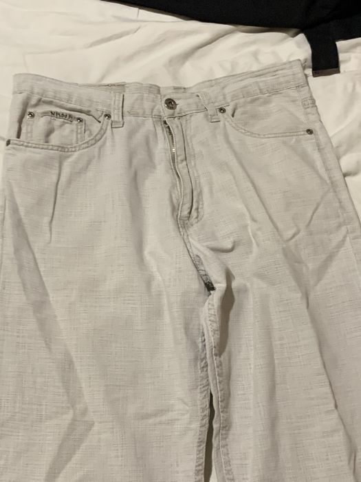 белые штаны классические