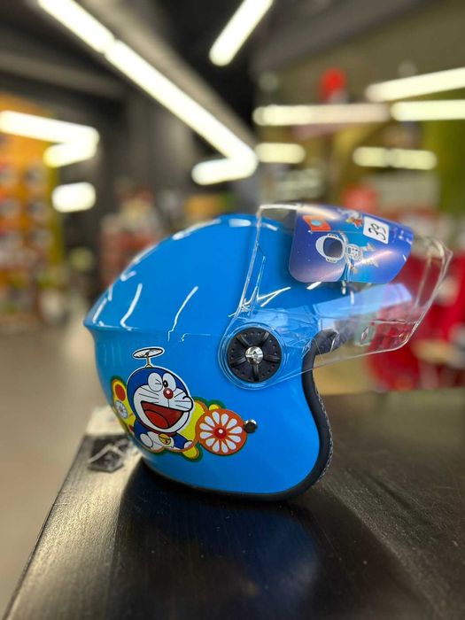 Ново! Детска скутерска каска Ново!