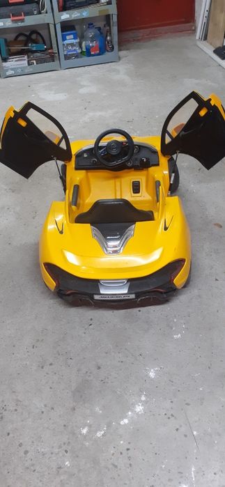 Masinuta electrica meclaren