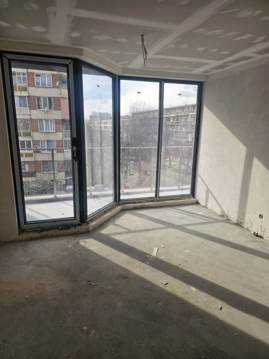 Home Depo продава апартамент ново строителство