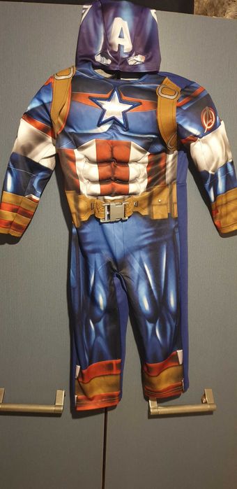 Оригинален детски костюм за Хелоуин - Капитан Америка с мускули ,маска