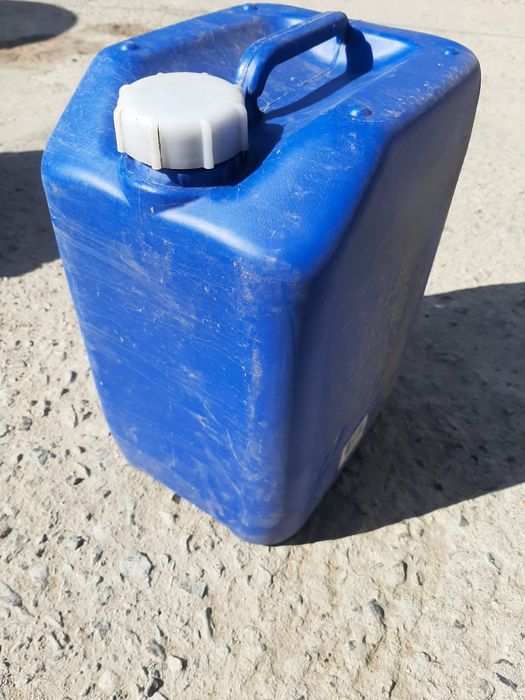 Канистра пластиковая
