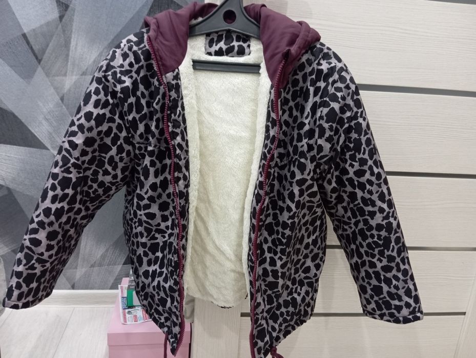 Куртка на девочку