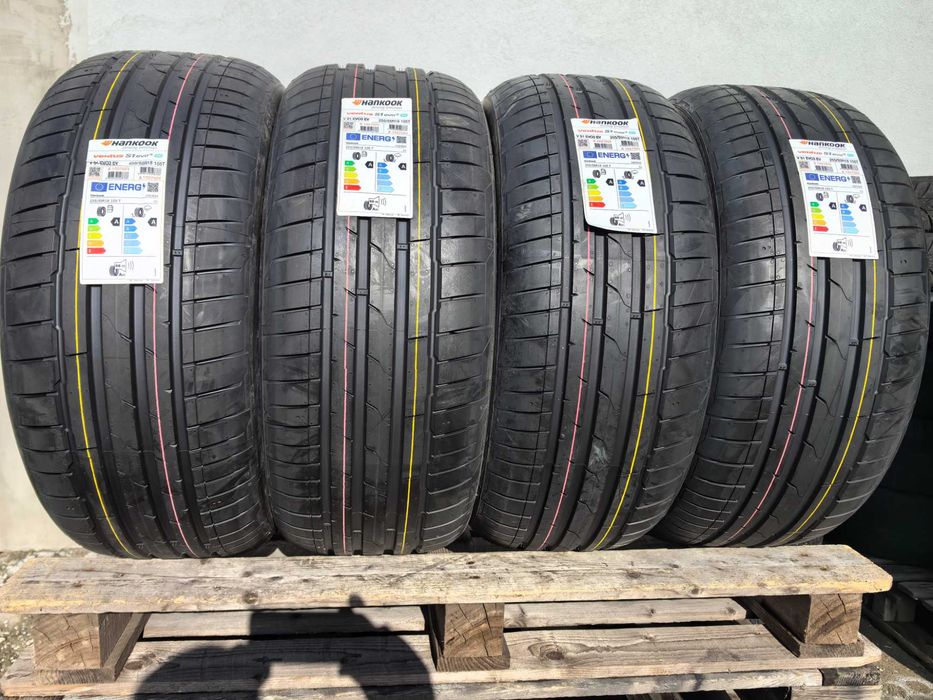 255/55/18 Ханкук ДОТ 2022 г - ЧИСТО НОВИ
