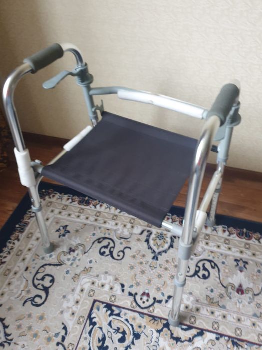 Ходунки для взрослых регулируемые