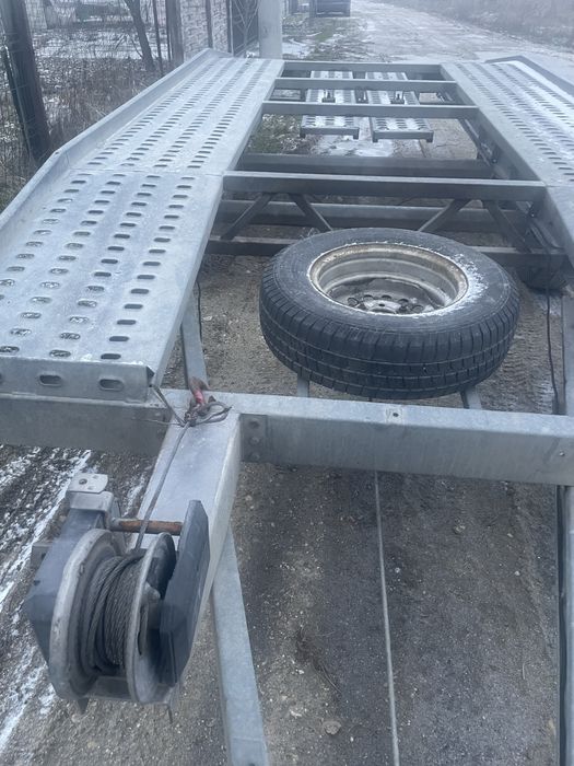 Platforma auto impecabila