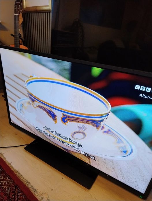 Тоshiba 48" телевизор