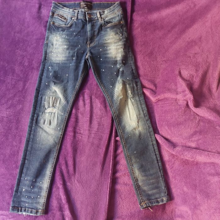 Blugi albaștrii supply& demand