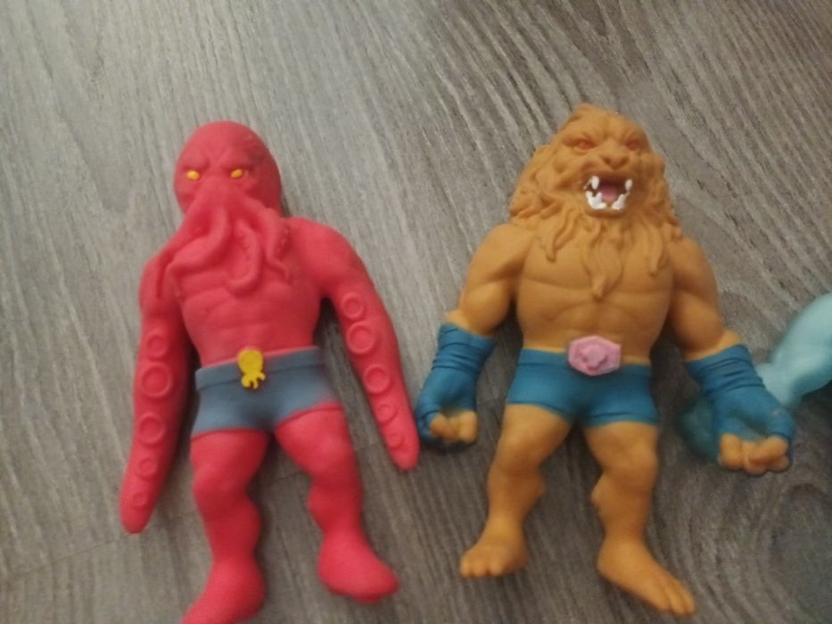 Разтегливи фигурки