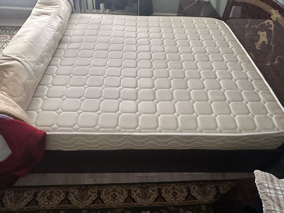 Матрац двухспальный