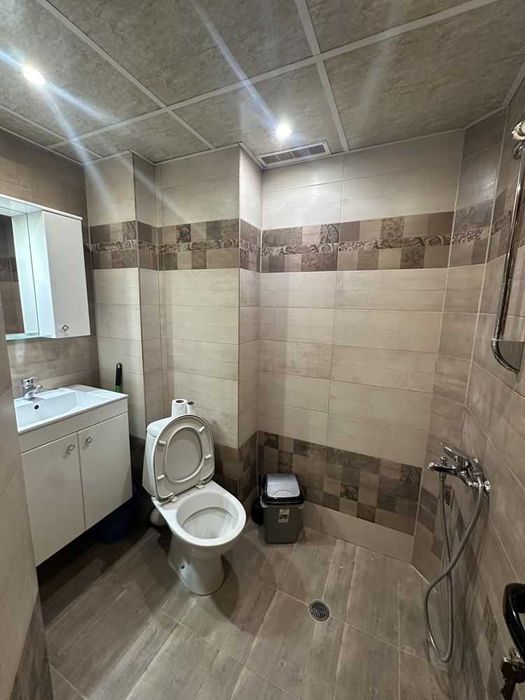 Дава се под наем Тристаен апартамент в Пловдив, Младежки Хълм - 110 кв.м за 750 € - Снимка #6