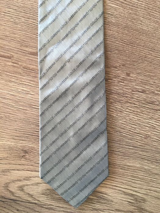 Продавам вратовръзки Dolce & Gabbana, Calvin Klein, Tommy Hilfiger