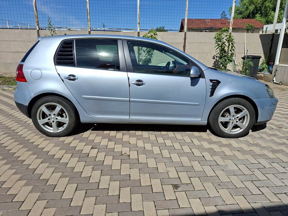 VOLKSWAGEN Golf 2008
