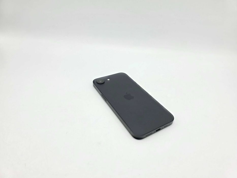 iPhone 17e Black 256GB Neverlocked Bateria 100% Cu Doar O Singura Incarcare Garantie 12.03.2028